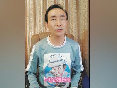 【比赛关键事件】第55分钟，德容右路送出精妙挑传打穿防线，拉菲尼亚无私横传门前包抄空门的菲利克斯，后者轻松推射破门，巴萨1-0领先　第70分钟，瓦伦右侧起传中到禁区，双方人多脚杂都没能第一时间完全控制球权，最终吉拉蒙弧顶得球横向带一步晃出空间，直接起脚轰出世界波打进十分角，瓦伦1-1扳平　【比赛焦点瞬间】第21分钟，亚列姆丘克禁区内让球转身后低射被佩尼亚侧身扑出　第10分钟，佩德里送出直塞，莱万禁区内推射稍稍偏出　第22分钟，佩佩鲁禁区内争抢时倒地，主裁没有表示　第28分钟，京多安外围送出挑传，莱万得球直接凌空侧身抽射，皮球被门将奋力挡出　第52分钟，拉菲尼亚右侧低平球横扫门前，京多安跟进推射打高　第67分钟，拉菲尼亚小角度爆射被门将扑出　第73分钟，德容再次送出打穿防线的精妙挑传，刚刚替补登场的费兰跟进近距离的射门被门将挡出　第77分钟，德容球鞋被踩掉但主裁没有表示，德容也是抱怨判罚吃到黄牌　第83分钟，拉菲尼亚单刀机会打在出击的玛玛达什维利身上，后续想再补射也被后卫封堵　第87分钟，拉菲尼亚停球失误再次错失良机　第90+5分钟，巴萨的好机会，拉菲尼亚横传门前，可惜后点无人包抄　下半场补时6分钟。